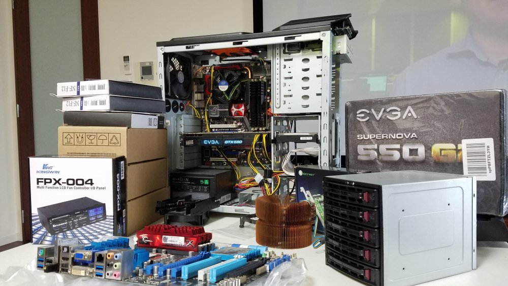 unRAID Build 1.jpg