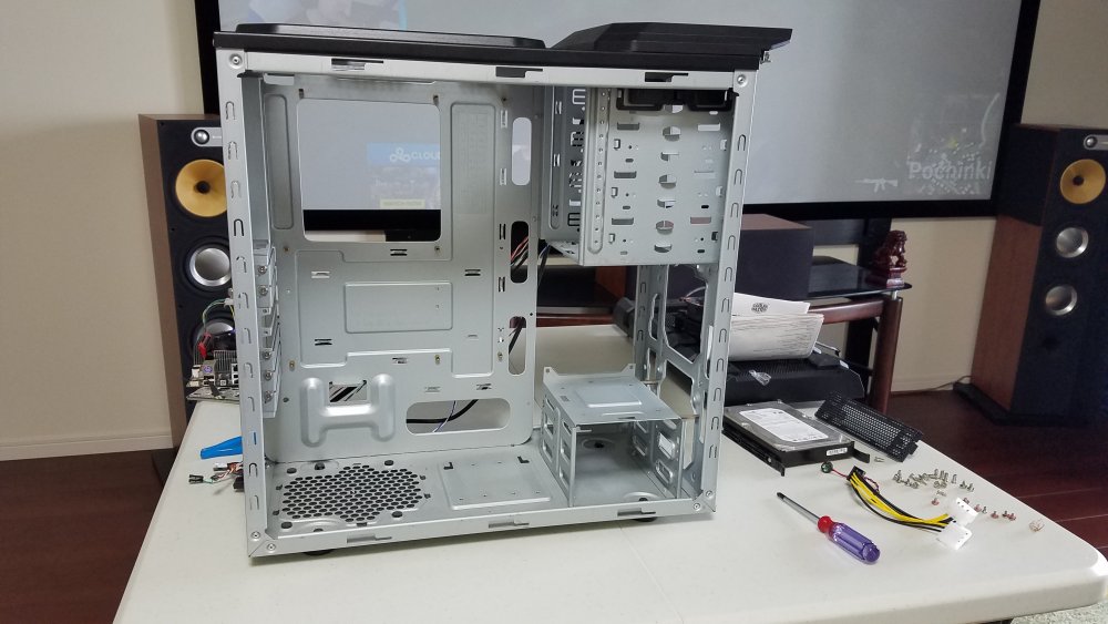 unRAID Build 2.jpg