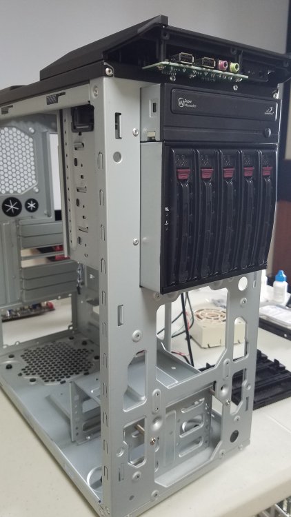 unRAID Build 6.jpg