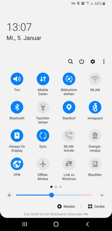 Screenshot_20220105-130739_One UI Home.jpg