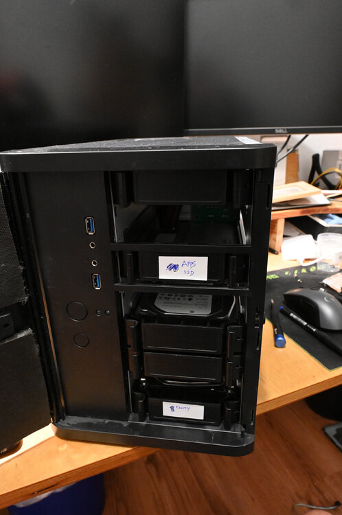 LZ6_2703.thumb.JPG.2ec9cfdedb2b8e10133165686831018b.JPG