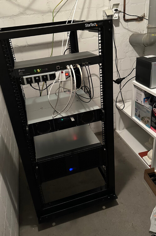 Rack.thumb.jpg.47410cf4e8ba5815f73691353e7ae5cd.jpg